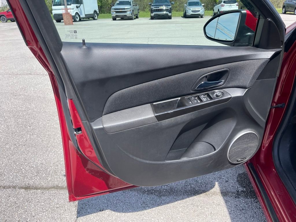 Used 2014 Chevrolet Cruze LT w/ All-Star Edition FWD image 14