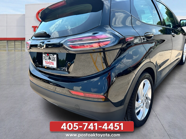 Used 2022 Chevrolet Bolt LT FWD image 30
