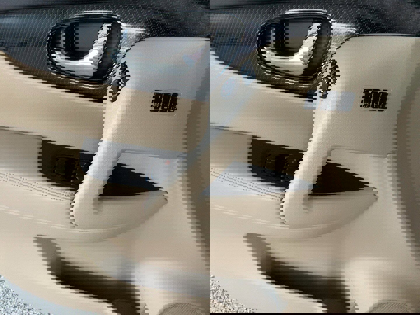 Used 2019 Nissan Rogue SL w/ Premium Package image 10