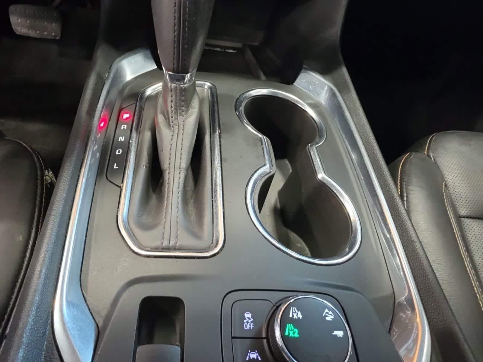 Used 2019 Chevrolet Traverse Premier w/ LPO, Cargo Package AWD/4WD image 30