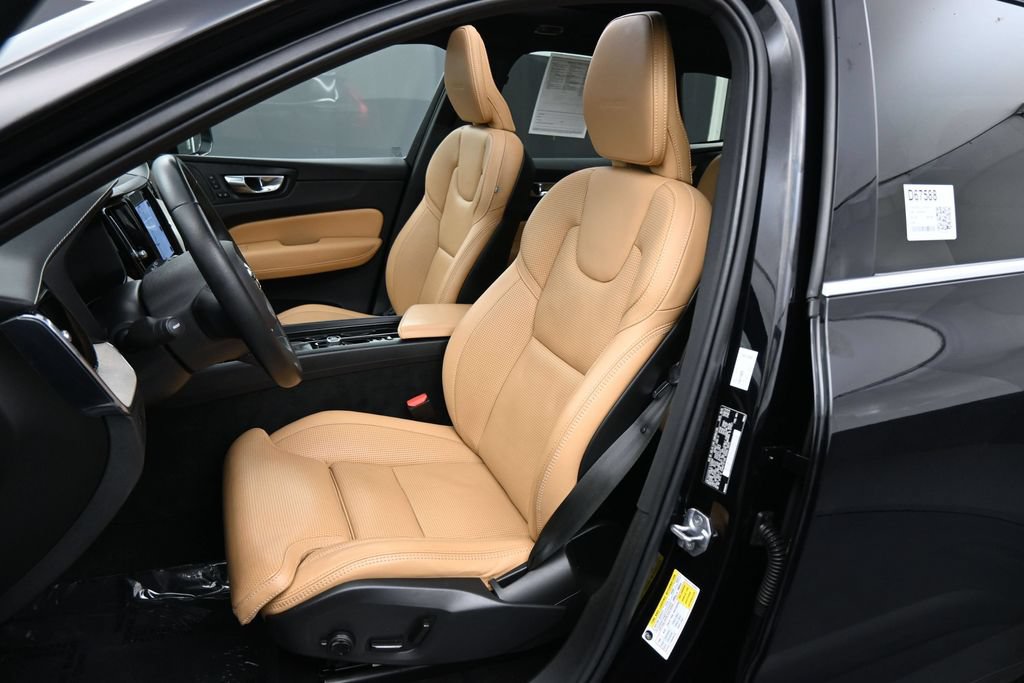 Used 2020 Volvo XC60 T6 Inscription w/ Protection Package Premier AWD/4WD image 15