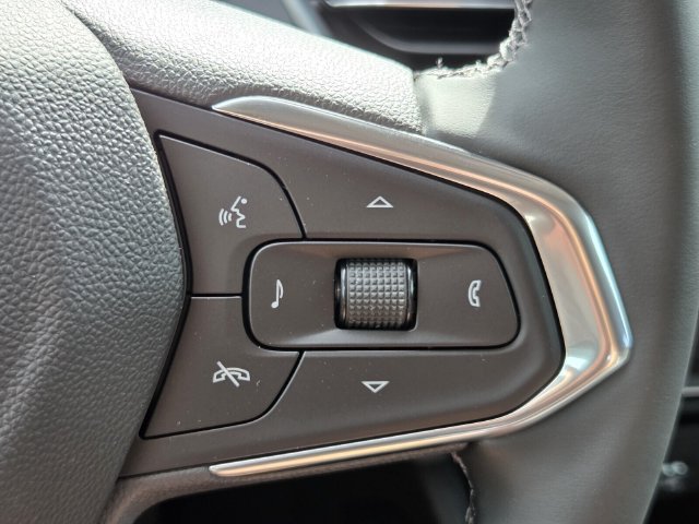 New 2026 Chevrolet TrailBlazer LT w/ LT Cold Weather Package FWD image 14