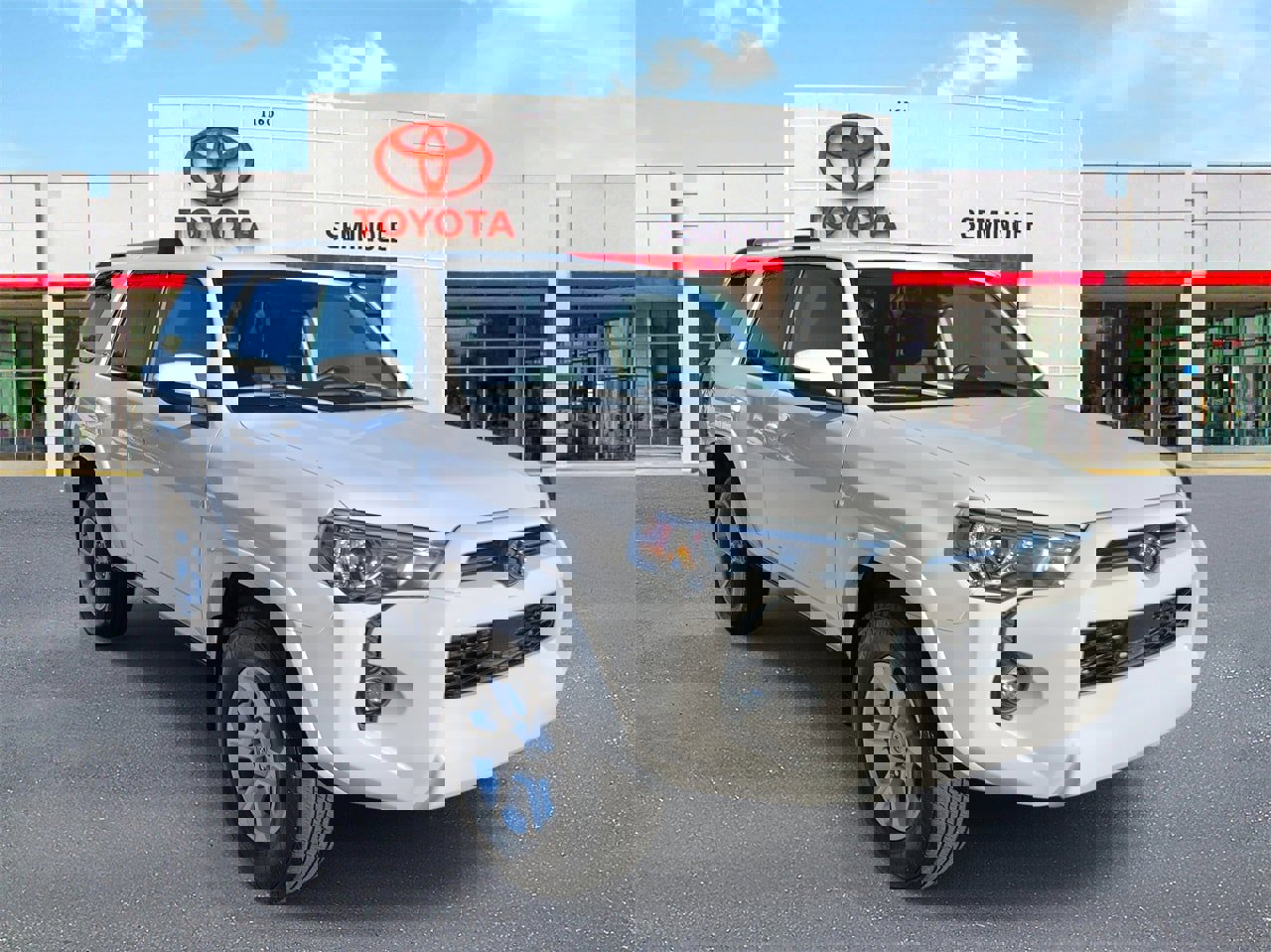 Used 2023 Toyota 4Runner SR5 image 2