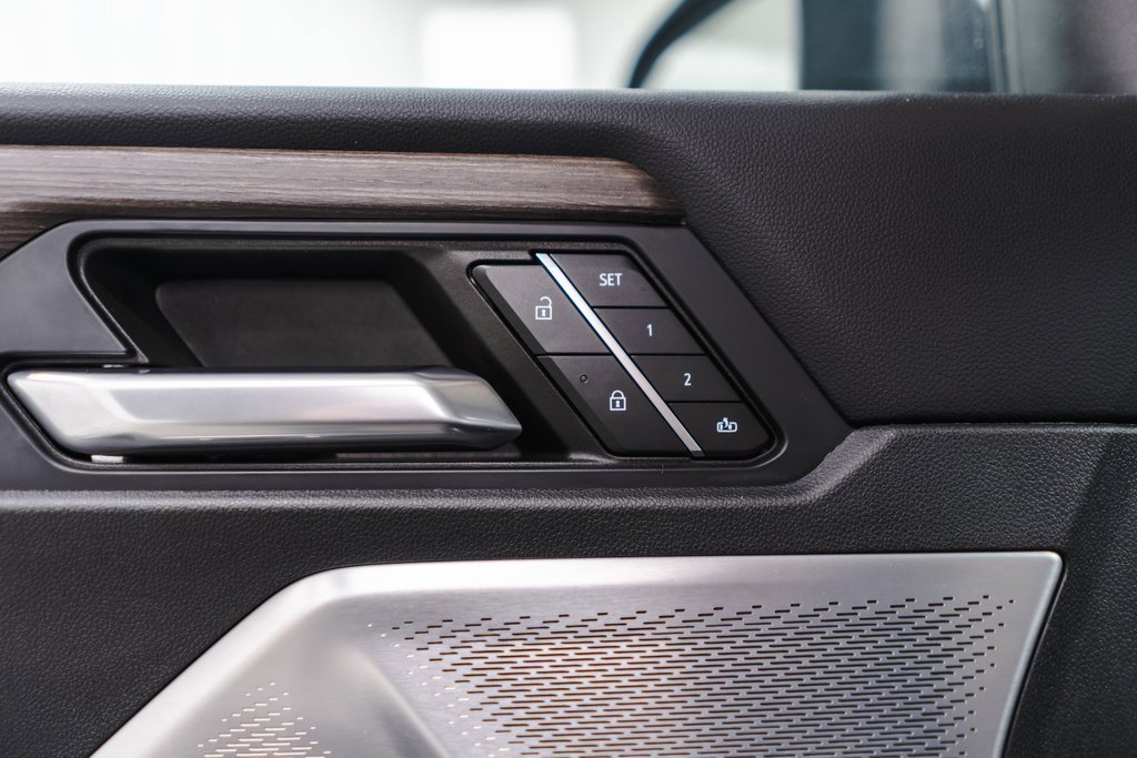 Used 2024 GMC Acadia Denali image 27