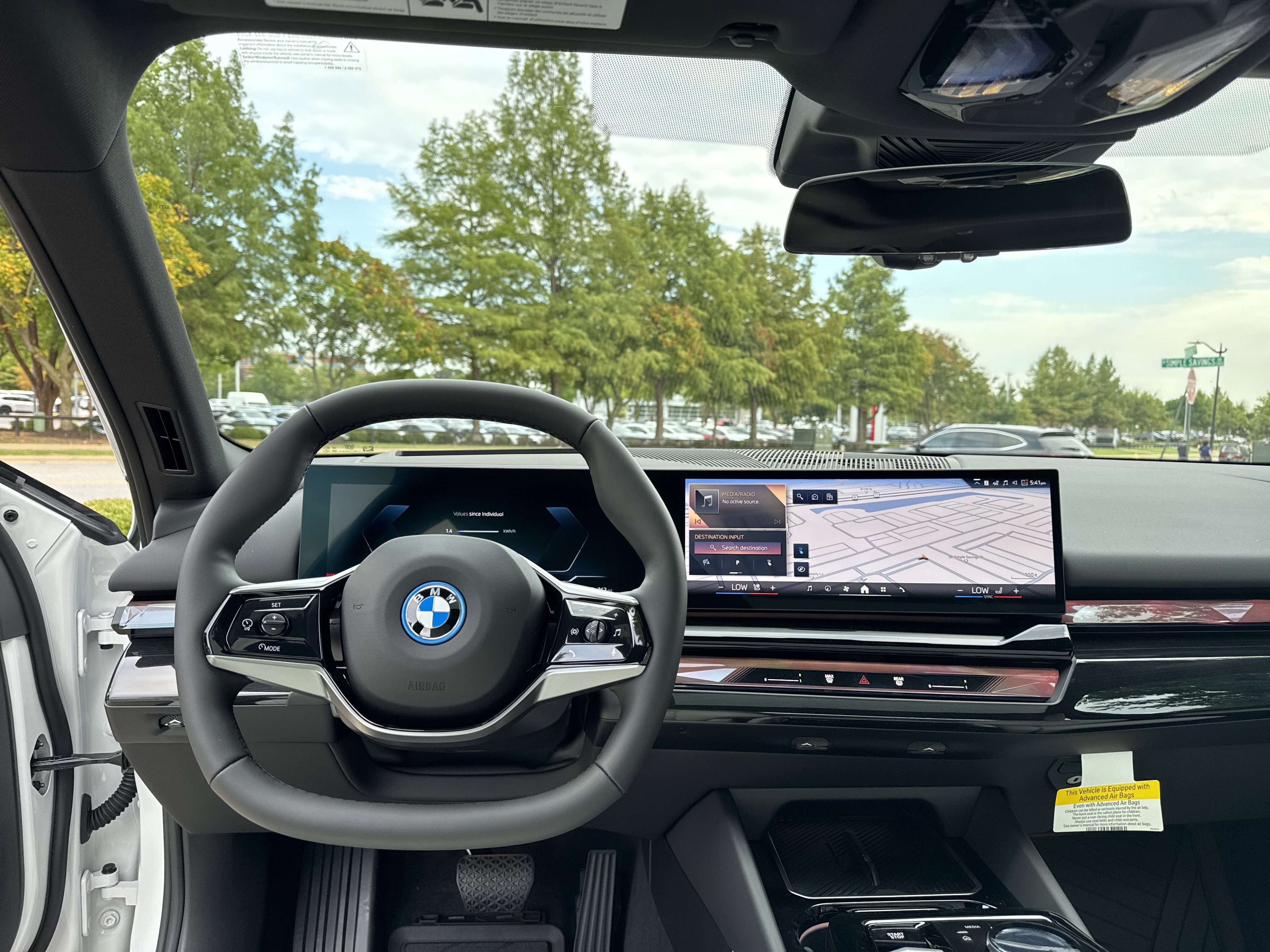 New 2026 BMW i5 eDrive40 w/ Premium Package image 12