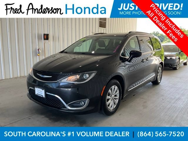Used 2018 Chrysler Pacifica Touring-L Plus