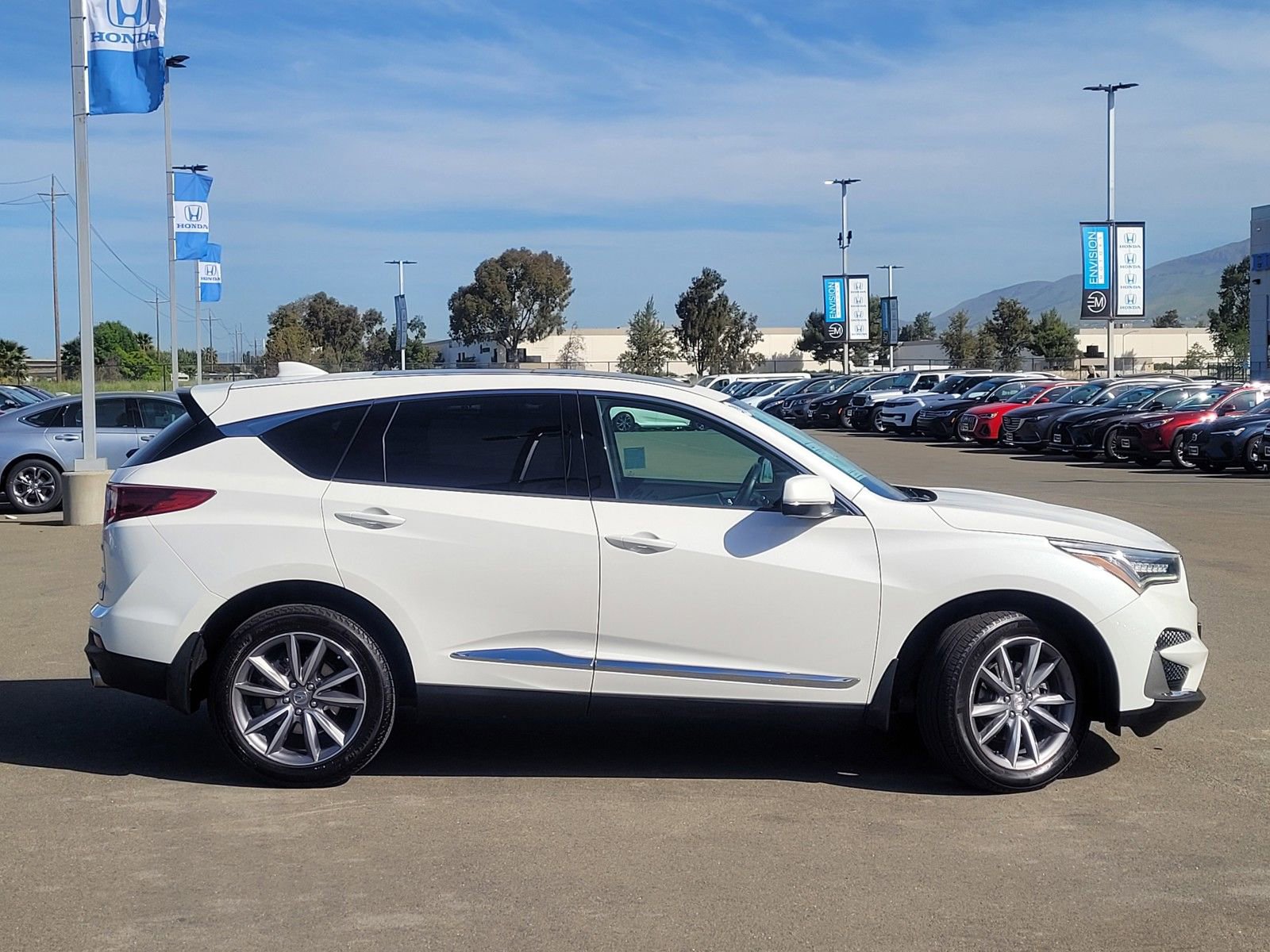 Used 2020 Acura RDX w/ Technology Package image 4