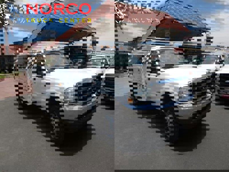 Used 2004 Ford F450 XL image 4