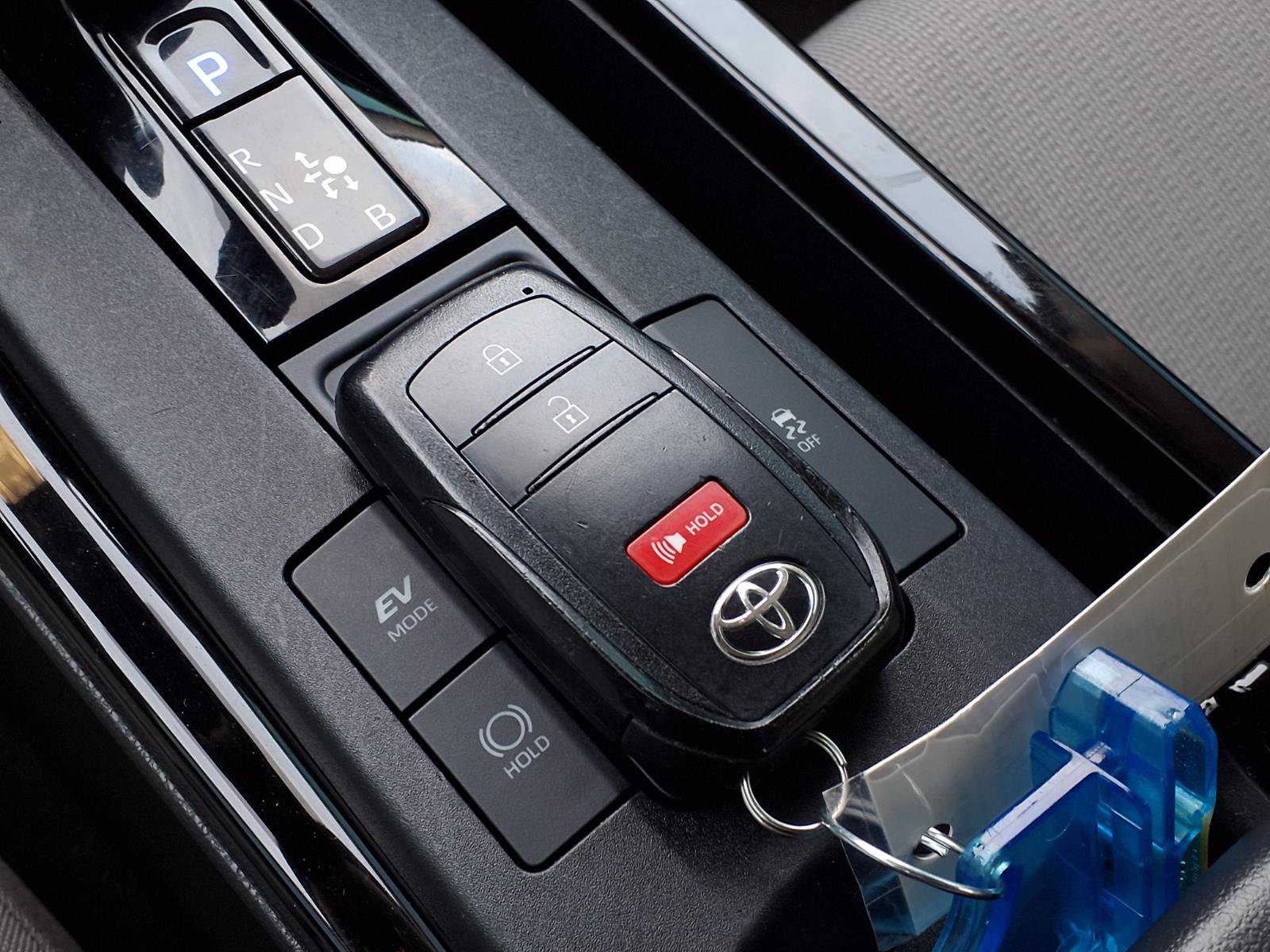 Used 2023 Toyota Prius LE image 16