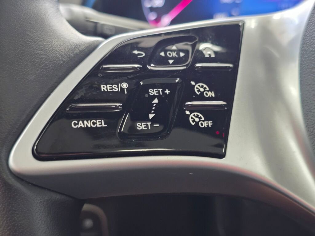 Used 2025 Mercedes-Benz GLB 250 4MATIC image 42