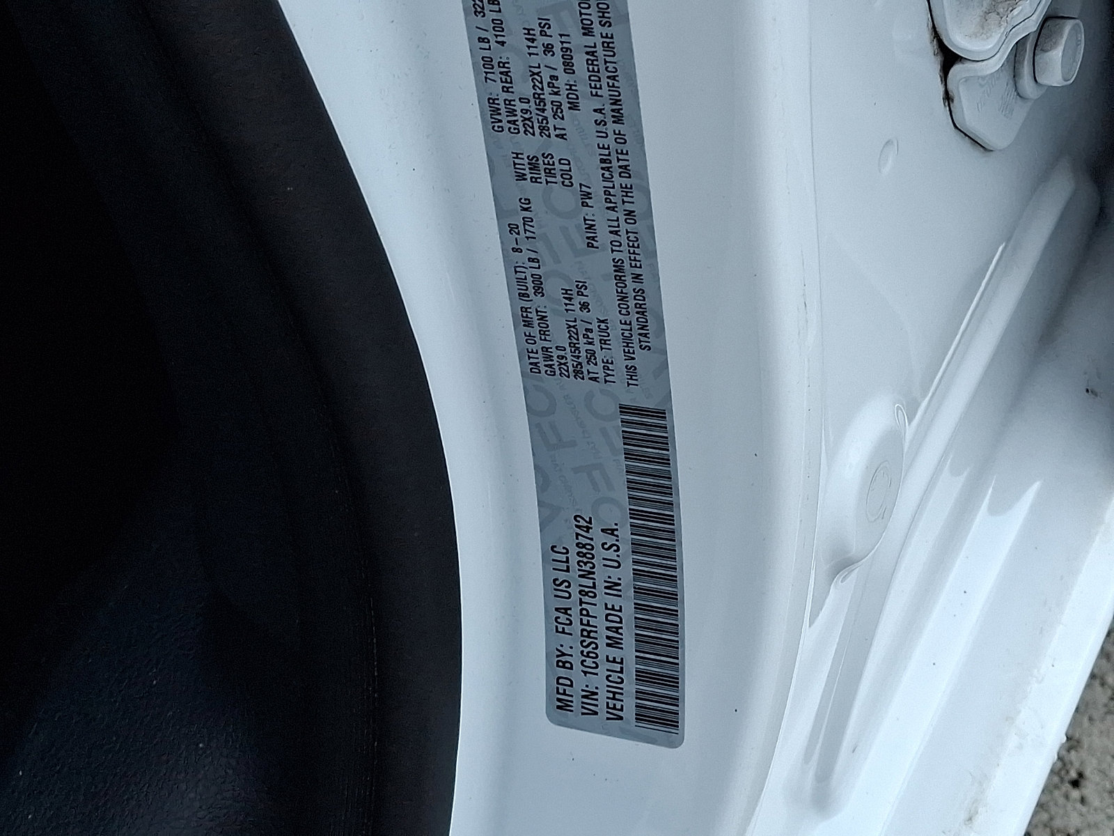 Used 2020 RAM 1500 Limited image 27
