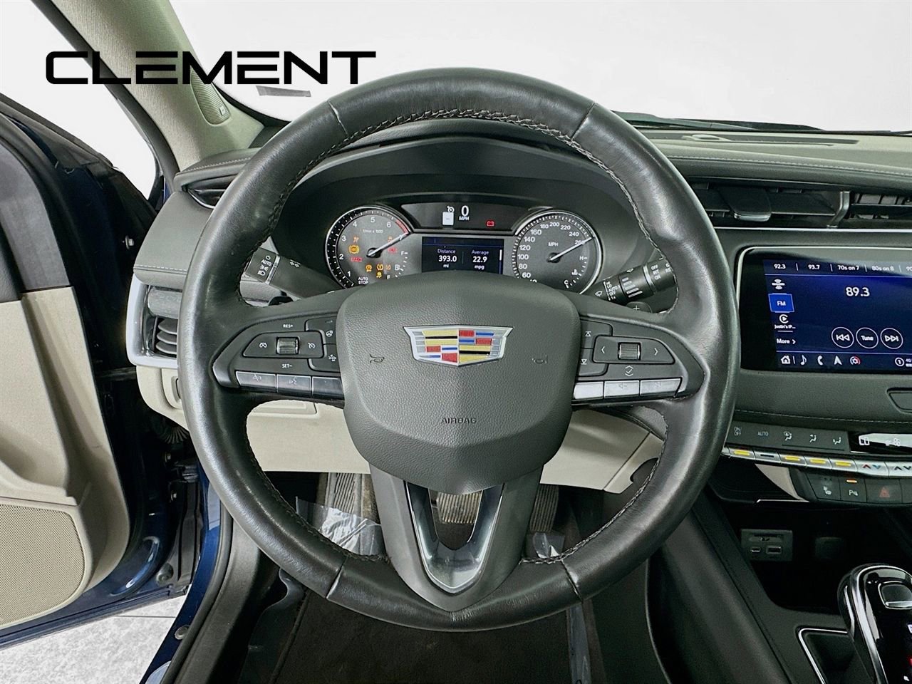 Used 2022 Cadillac XT4 Premium Luxury w/ Safety Alert Package image 15