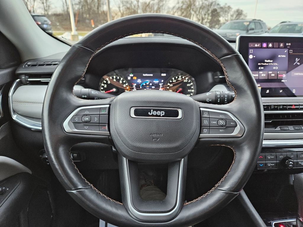 Used 2022 Jeep Compass Limited image 12