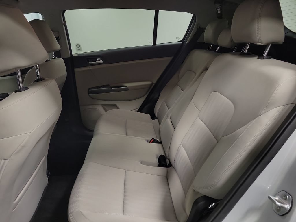 Used 2020 Kia Sportage LX AWD/4WD image 21