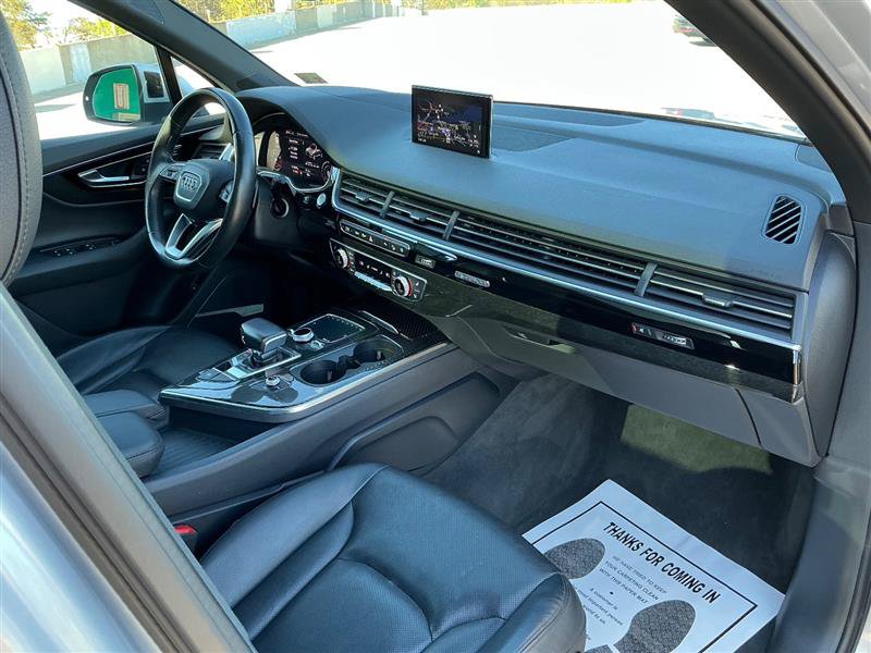 Used 2018 Audi Q7 3.0T Prestige w/ Prestige Package AWD/4WD image 33