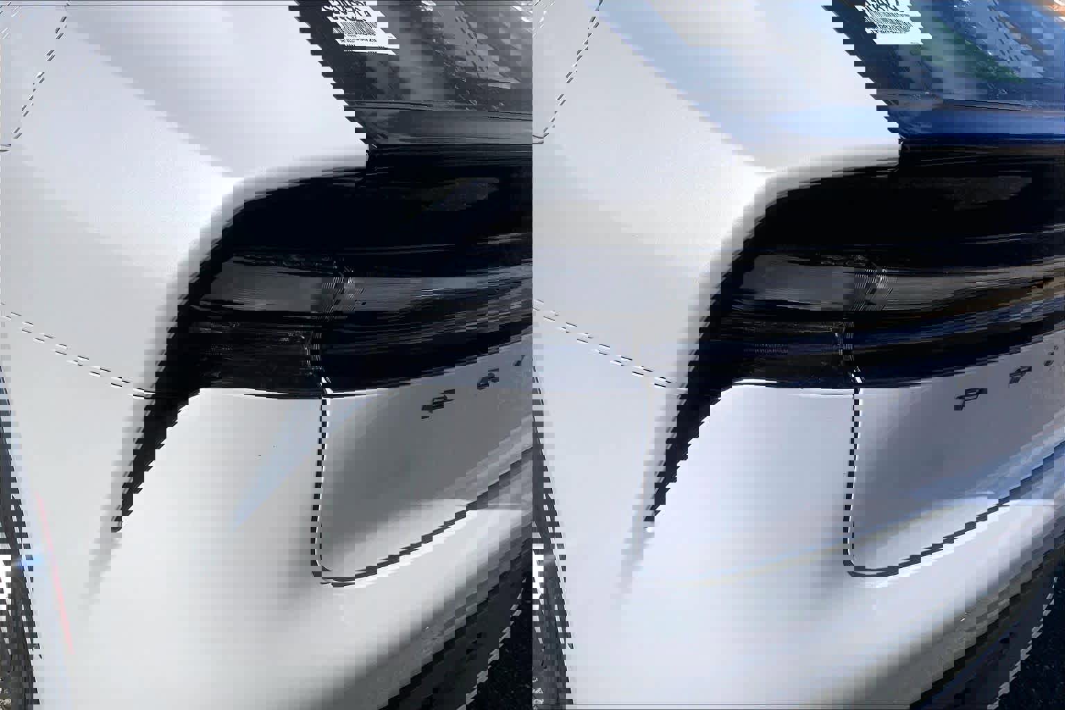 Used 2025 Toyota Prius Plug-In Hybrid image 27