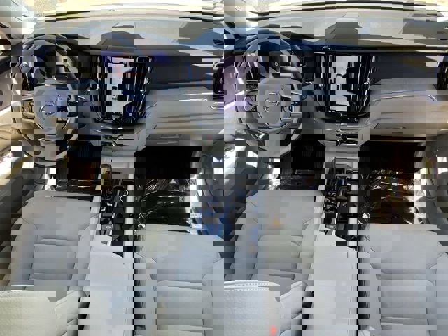 Certified 2025 Volvo XC60 T8 Plus AWD/4WD image 16