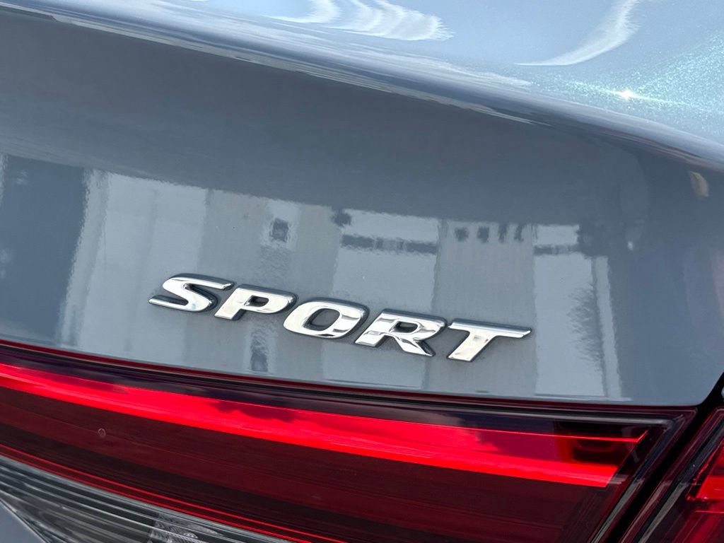 Used 2024 Honda Civic Sport image 10