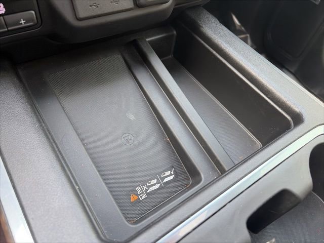 Used 2020 Chevrolet Silverado 3500 High Country w/ LPO, Dark Essentials Package image 24