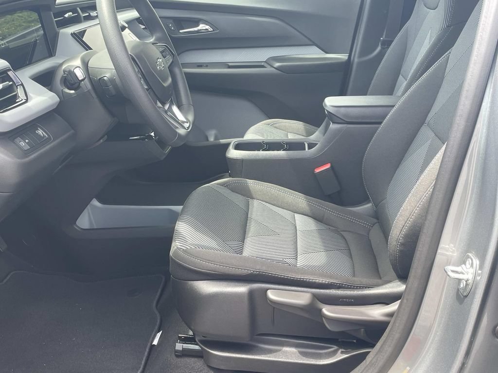New 2027 Chevrolet Bolt LT FWD image 15