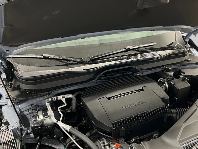 New 2025 Honda Pilot Touring image 13