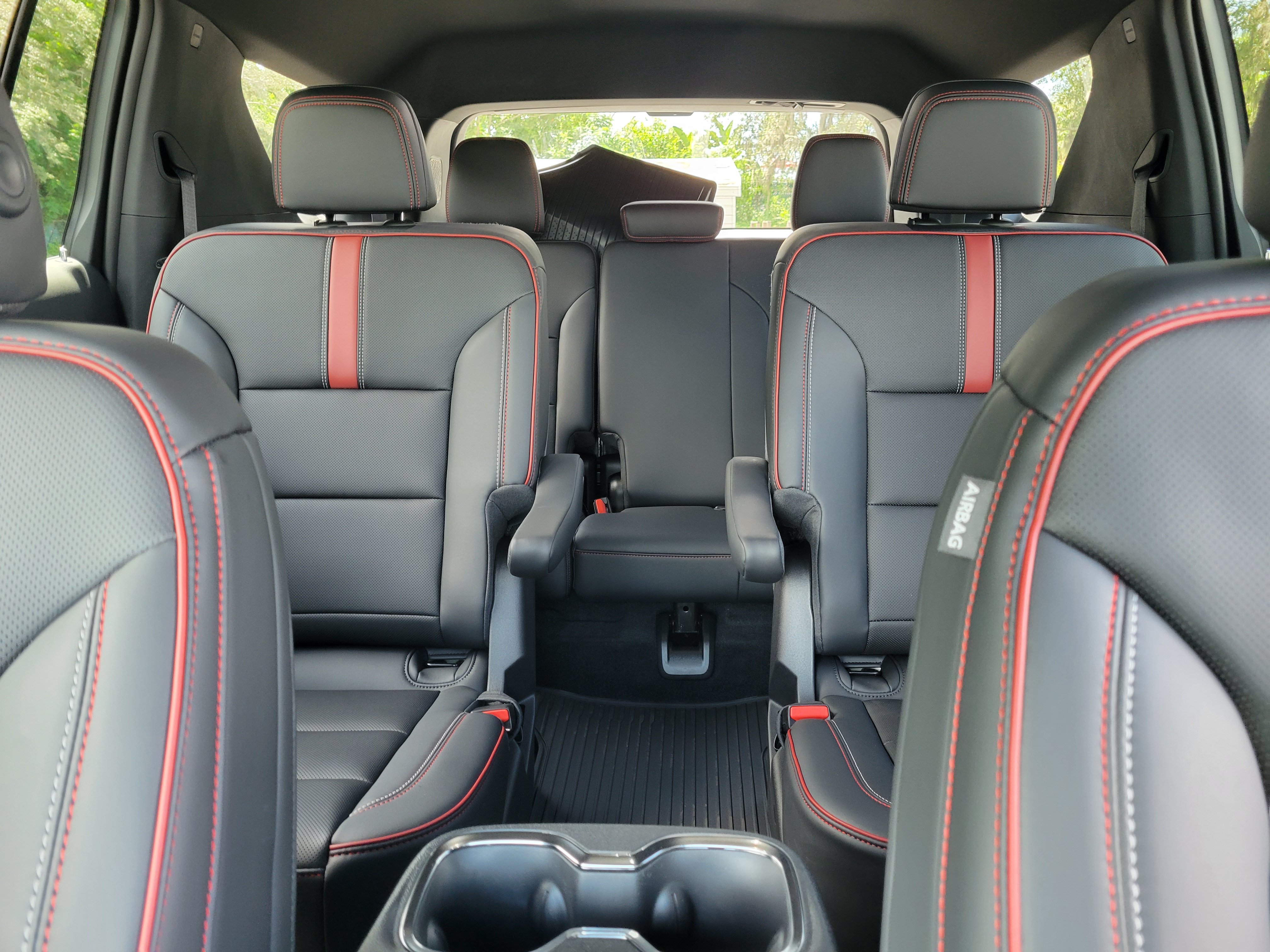 New 2027 Chevrolet Traverse RS w/ LPO, Floor Liner Package FWD image 14