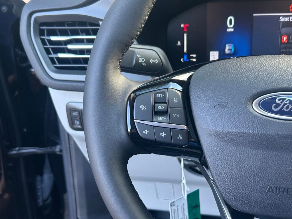 Certified 2024 Ford Escape SE FWD image 39