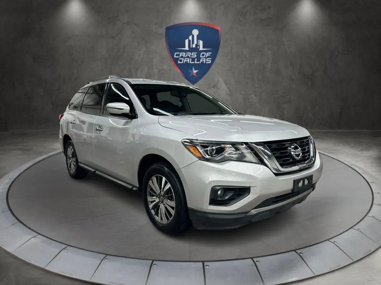 Used 2019 Nissan Pathfinder SV image 7