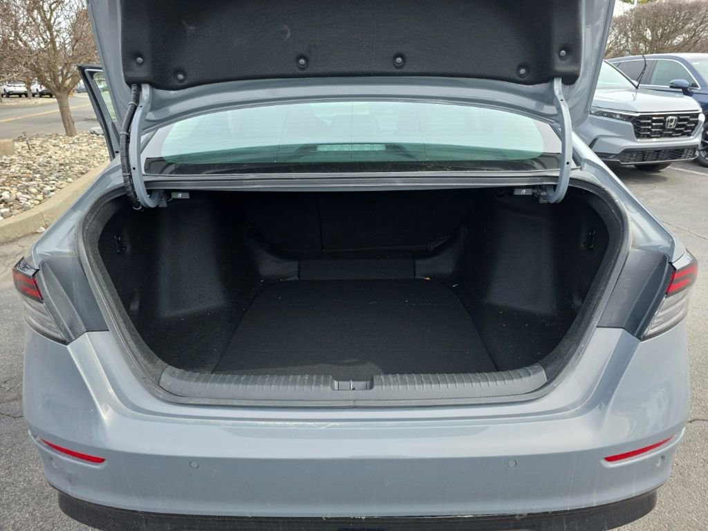 Used 2023 Honda Accord Touring image 23