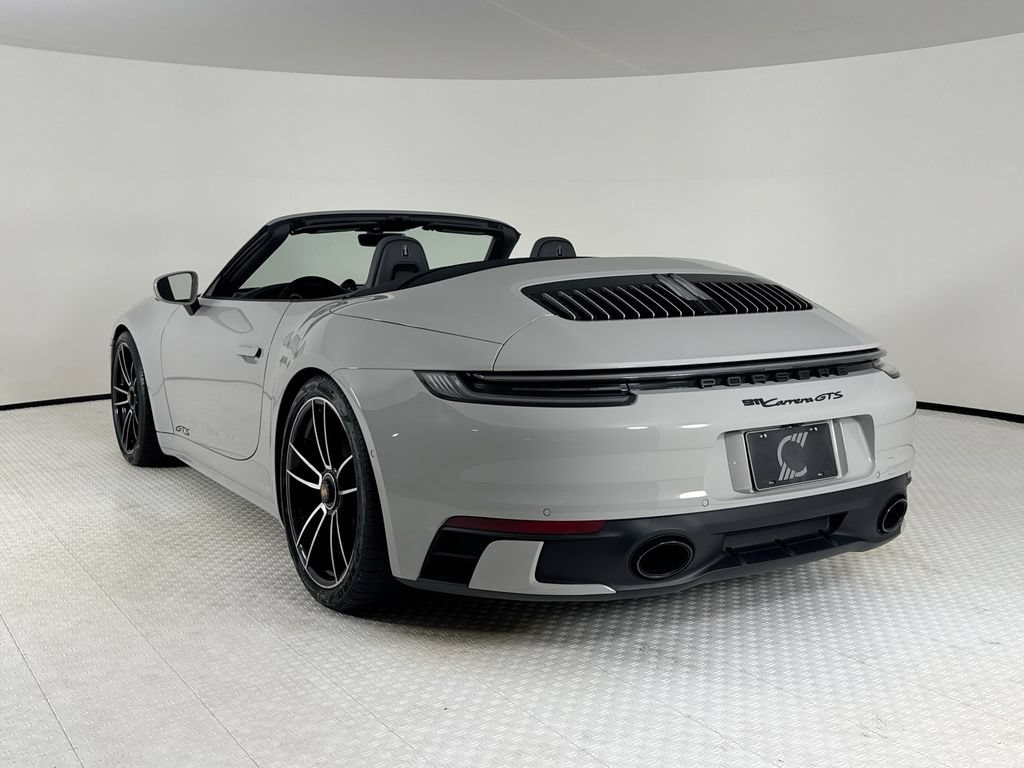 Used 2024 Porsche 911 Carrera GTS RWD image 3