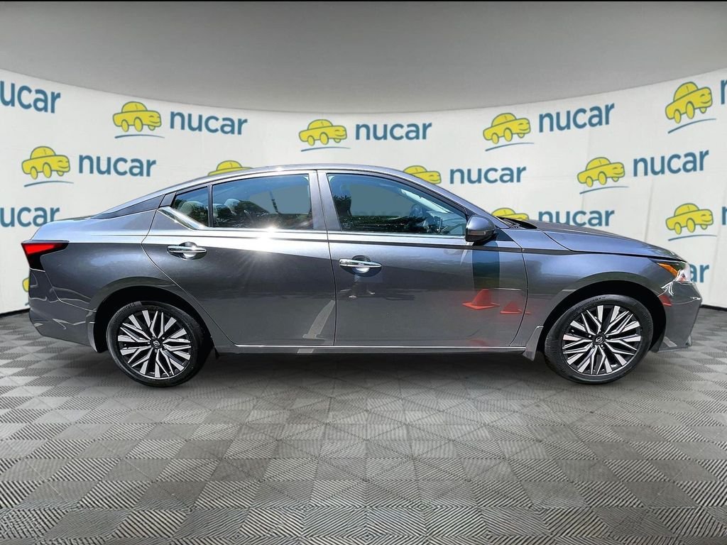 Used 2023 Nissan Altima 2.5 SV AWD/4WD image 8