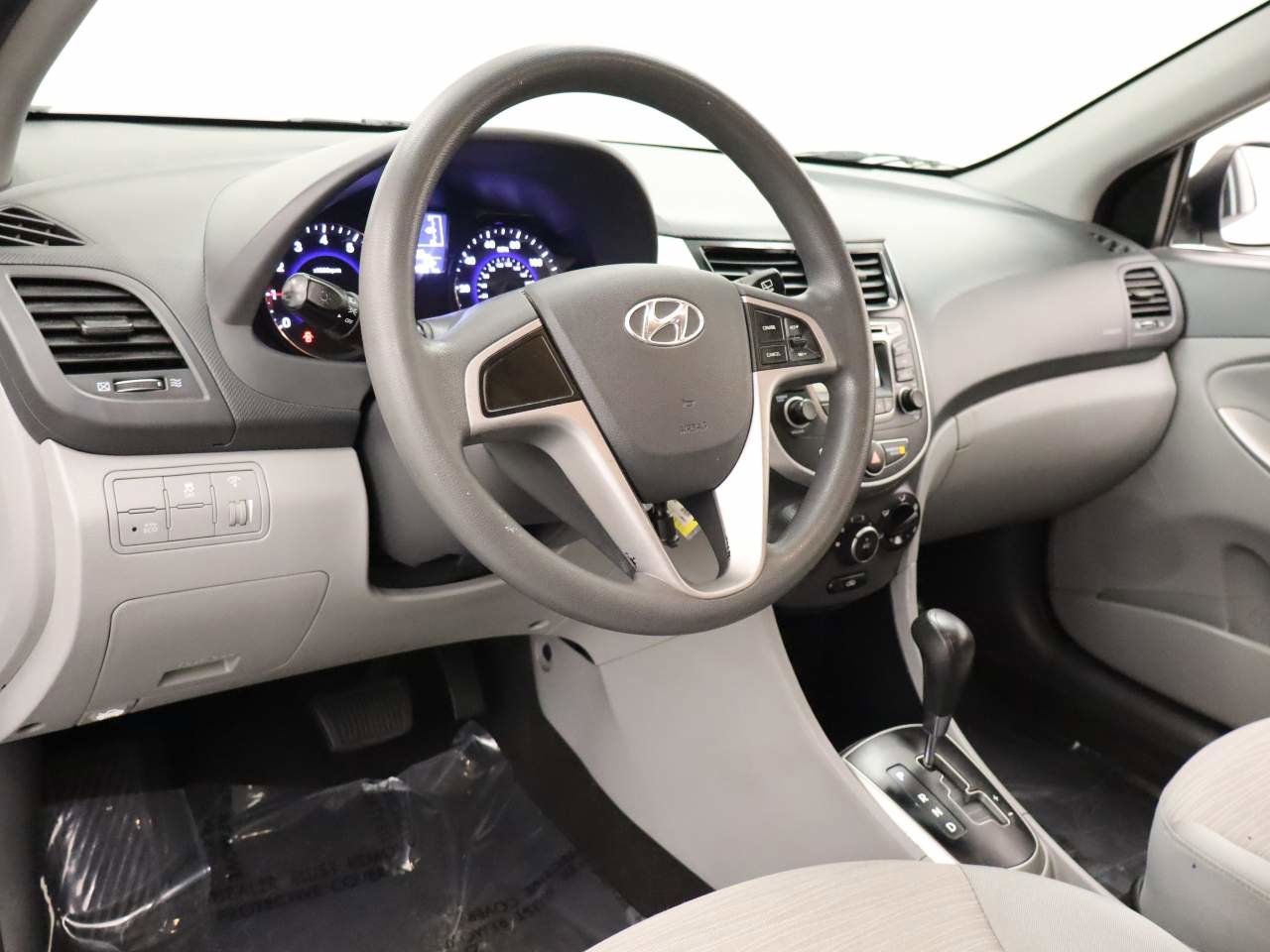 Used 2017 Hyundai Accent SE FWD image 13