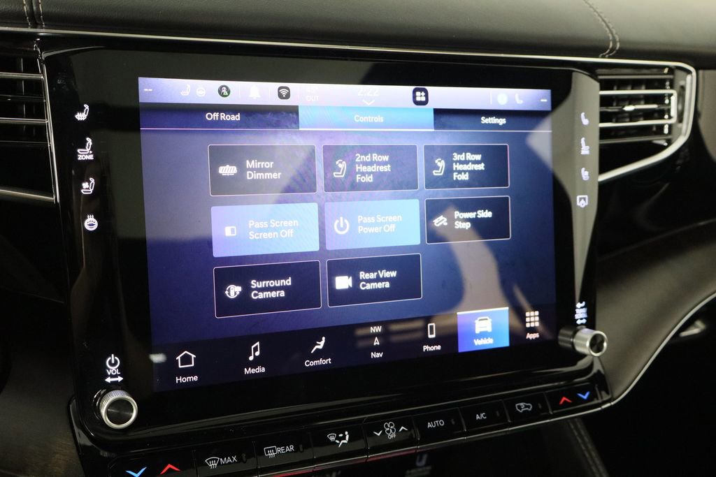 Used 2023 Jeep Grand Wagoneer Series II w/ Premium Group II image 40