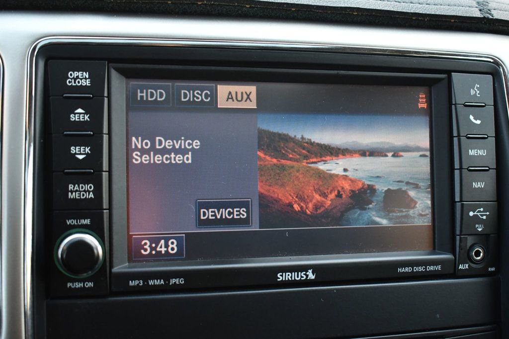 Used 2012 Jeep Grand Cherokee Overland image 37