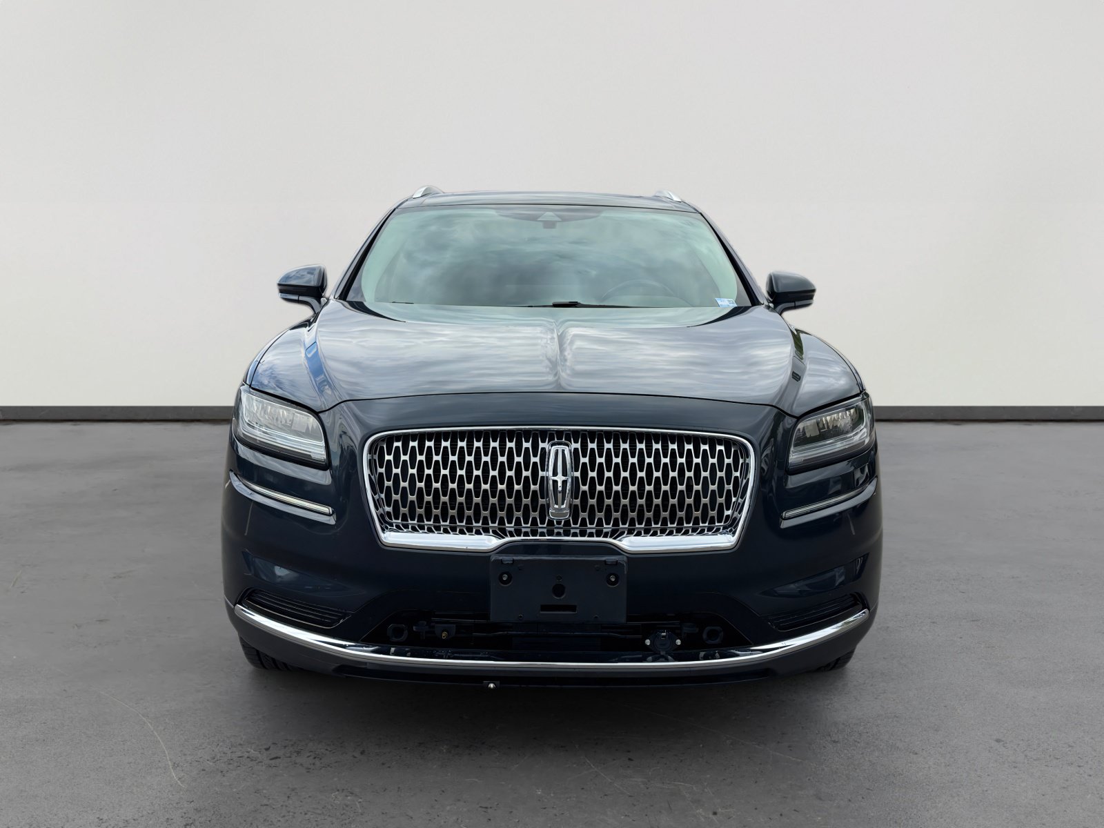 Used 2021 Lincoln Nautilus Reserve w/ Class II Trailer Tow Package AWD/4WD image 8