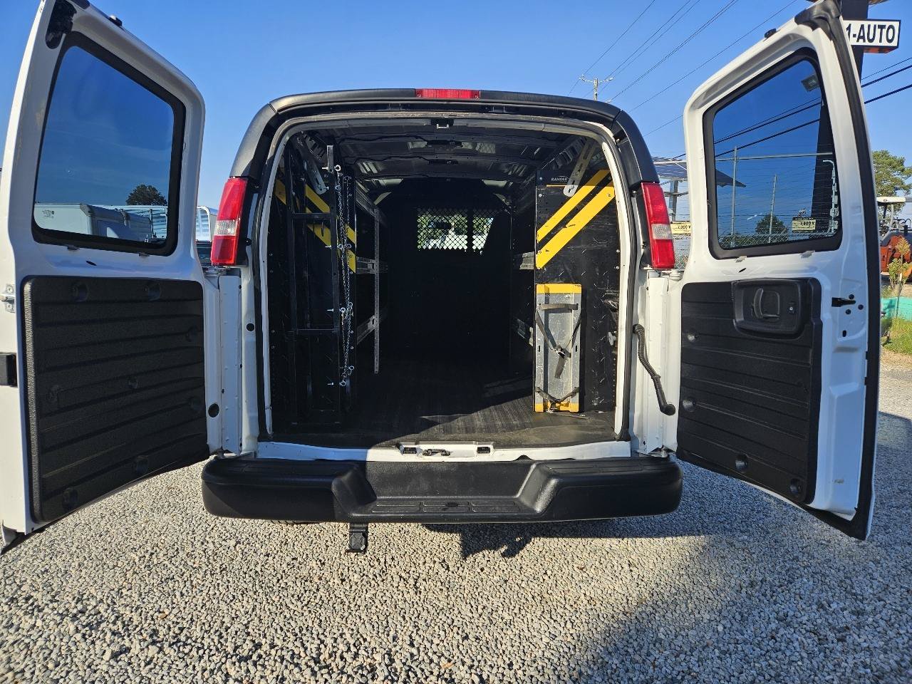 Used 2022 Chevrolet Express 2500 w/ Driver Convenience Package RWD image 16