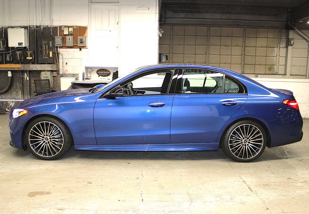 Used 2026 Mercedes-Benz C 300 4MATIC Sedan image 3