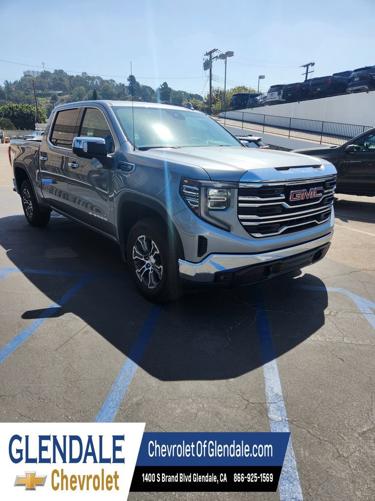 Used 2025 GMC Sierra 1500 SLT AWD/4WD image 8