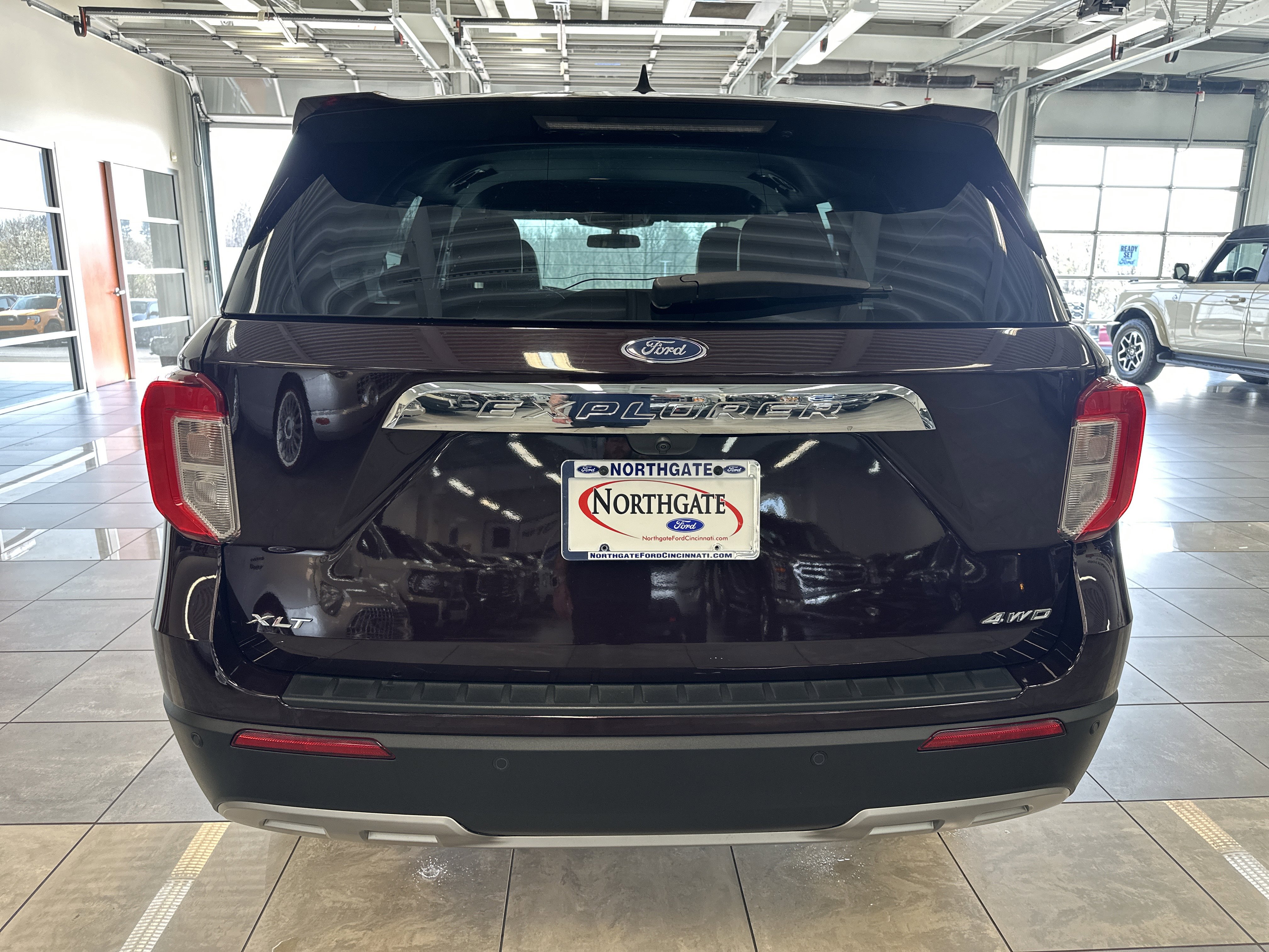 Used 2023 Ford Explorer XLT w/ Equipment Group 202A image 14