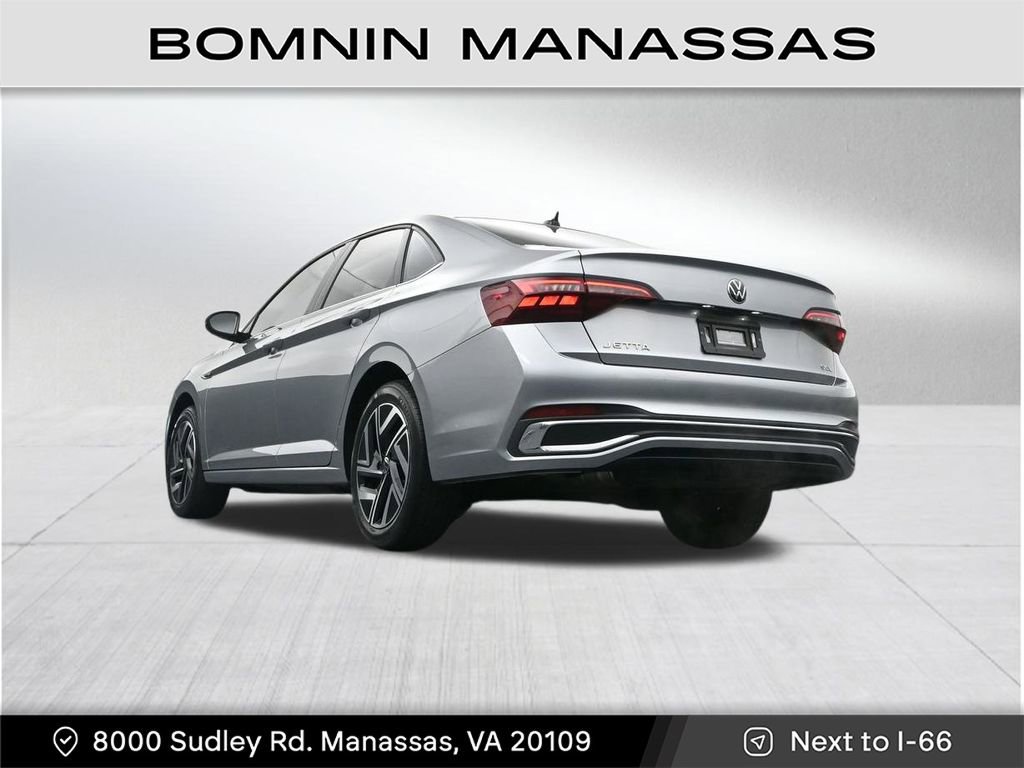 Used 2023 Volkswagen Jetta SEL image 27