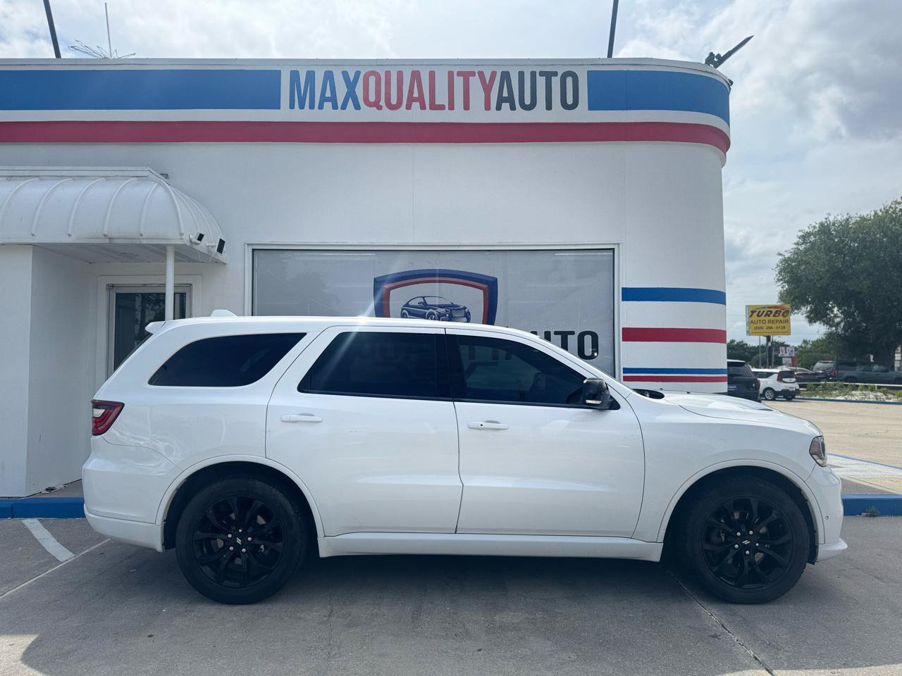 Used 2019 Dodge Durango R/T w/ Blacktop Package AWD/4WD image 25