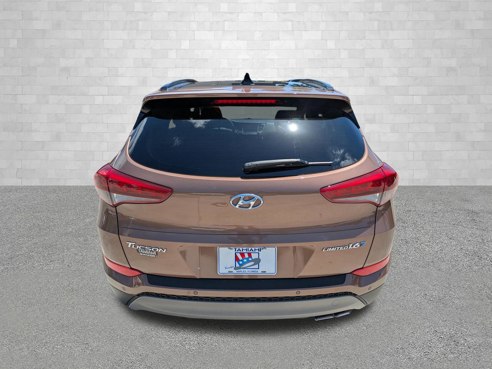 Used 2017 Hyundai Tucson Limited w/ Limited Ultimate Package 03 image 3