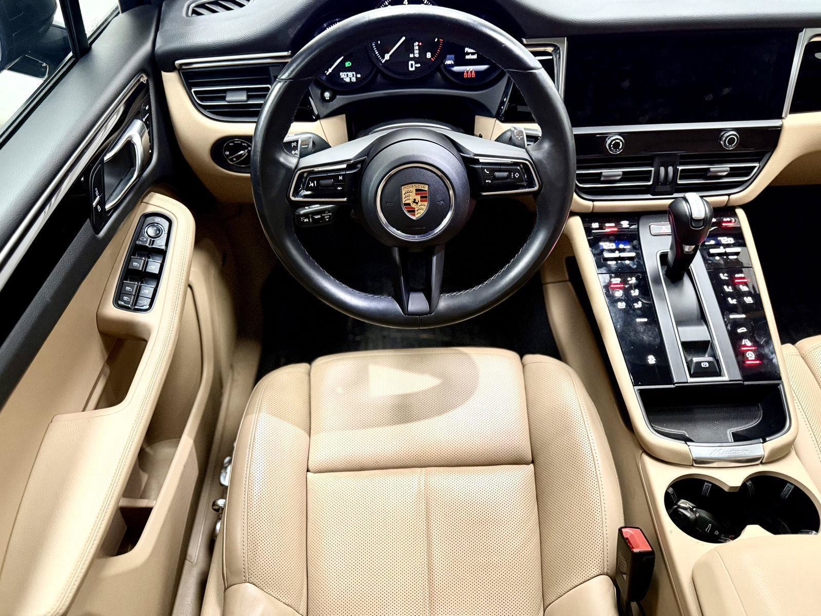 Used 2023 Porsche Macan Turbo AWD/4WD image 2