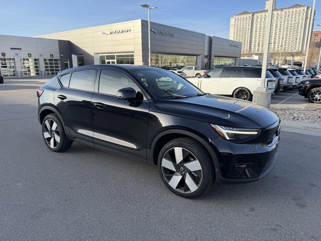 Used 2022 Volvo C40 P8 Recharge Ultimate image 5