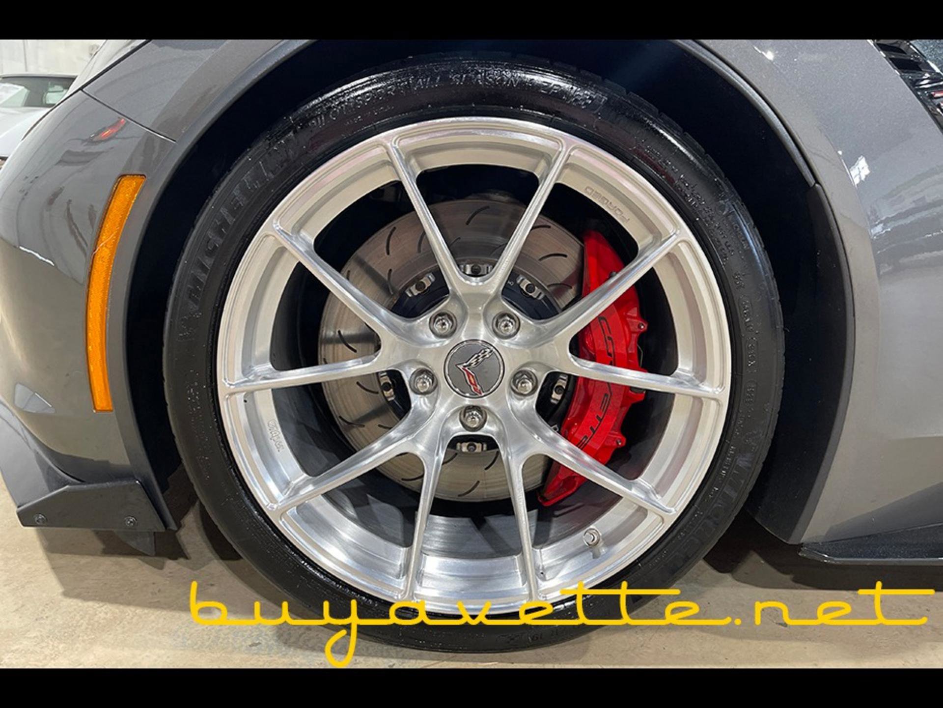 Used 2015 Chevrolet Corvette Z06 w/ 2LZ Preferred Equipment Group image 8