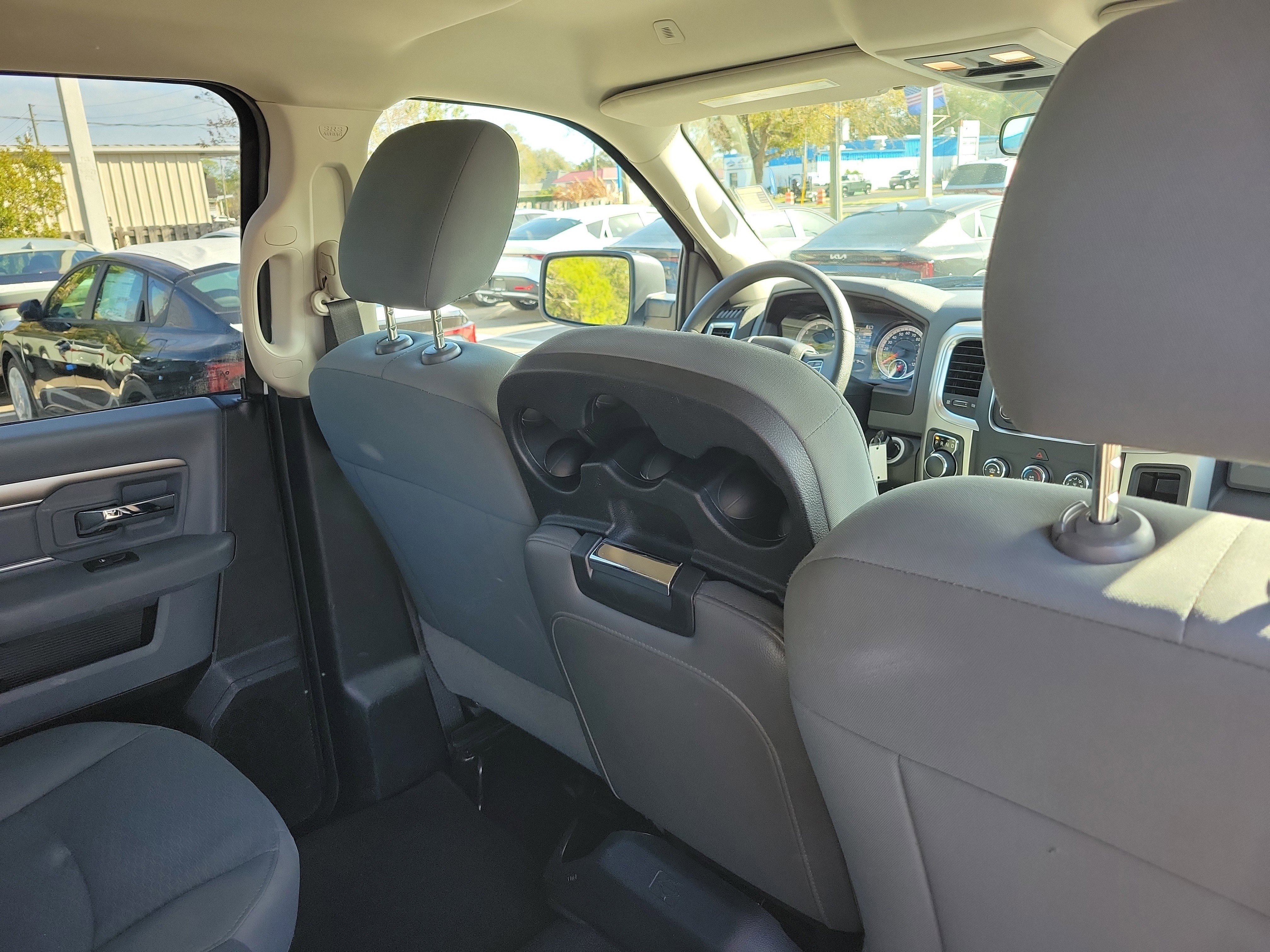 Used 2019 RAM 1500 Classic SLT image 13