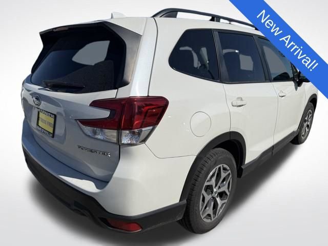Used 2020 Subaru Forester Premium AWD/4WD image 7