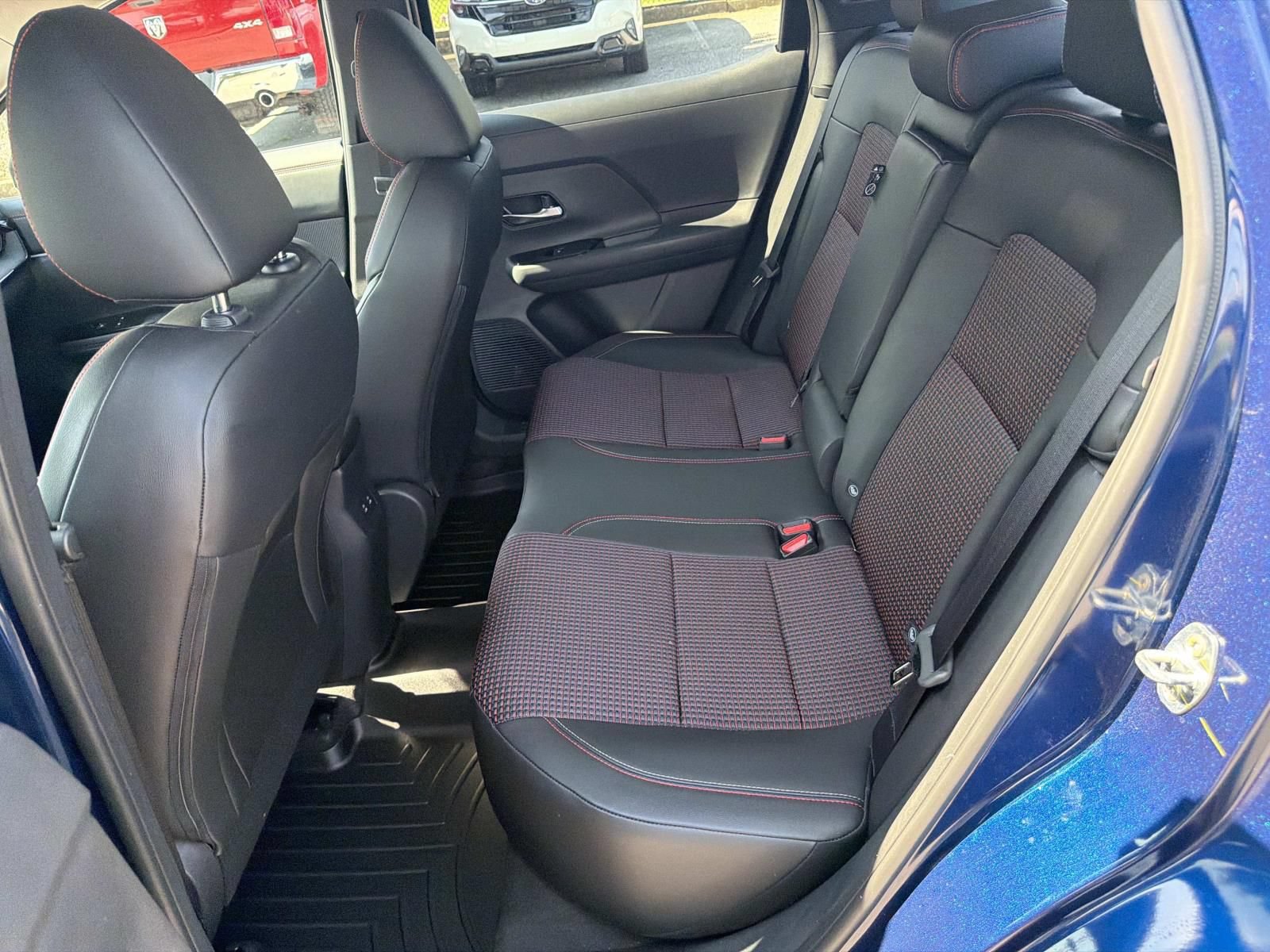 Used 2026 Nissan Kicks SR FWD image 20