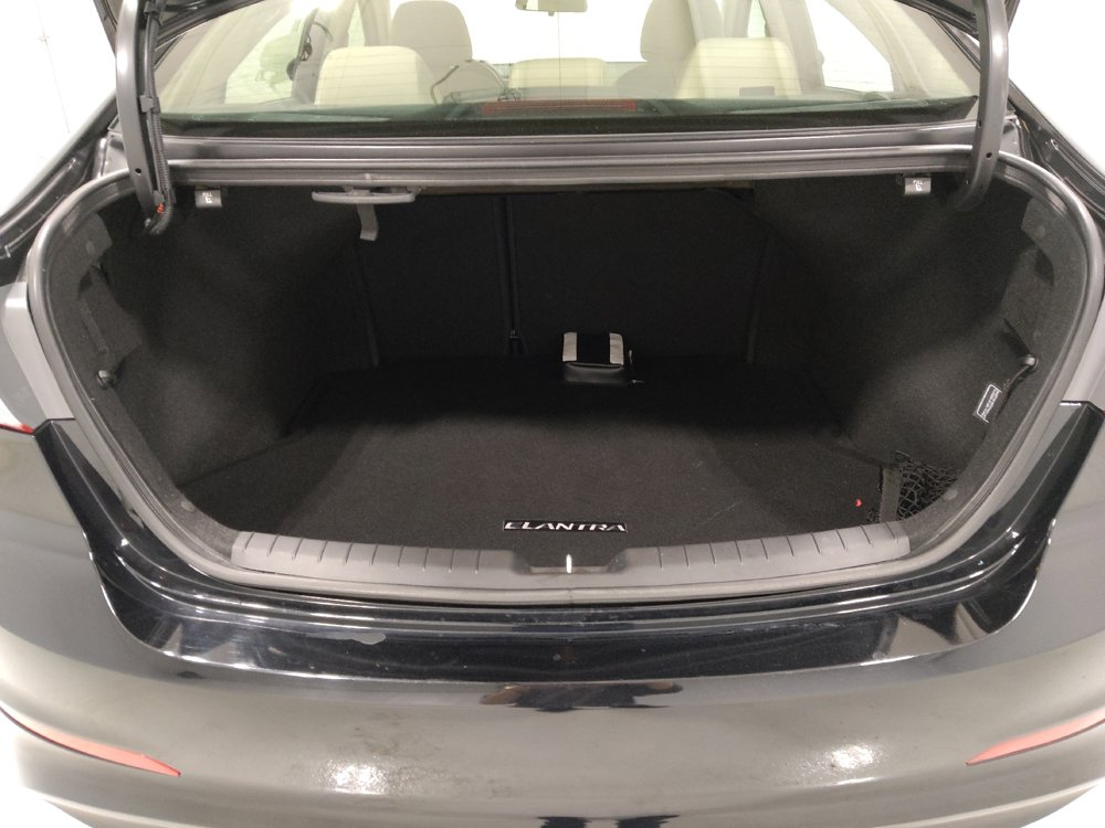 Used 2018 Hyundai Elantra SEL w/ Cargo Package FWD image 29