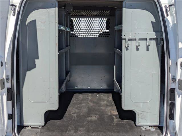 Used 2014 Nissan NV200 S image 6